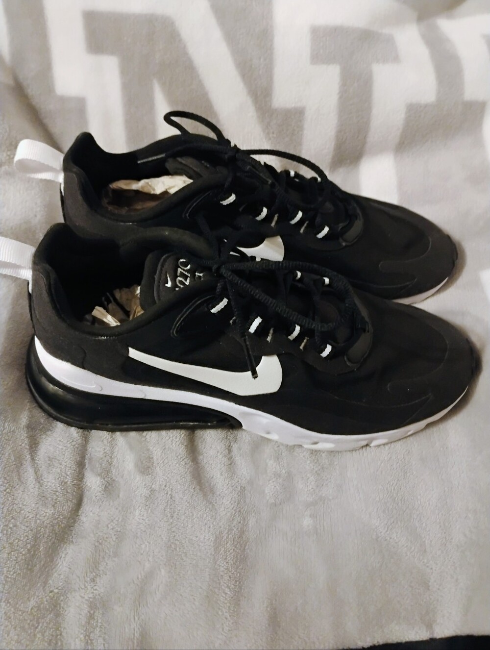 Men's Brand New Black And White Nike Air React 270 U.S. Size 8... Women's 9.5
